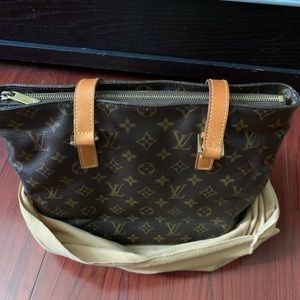 Louis Vuitton shoulder bag